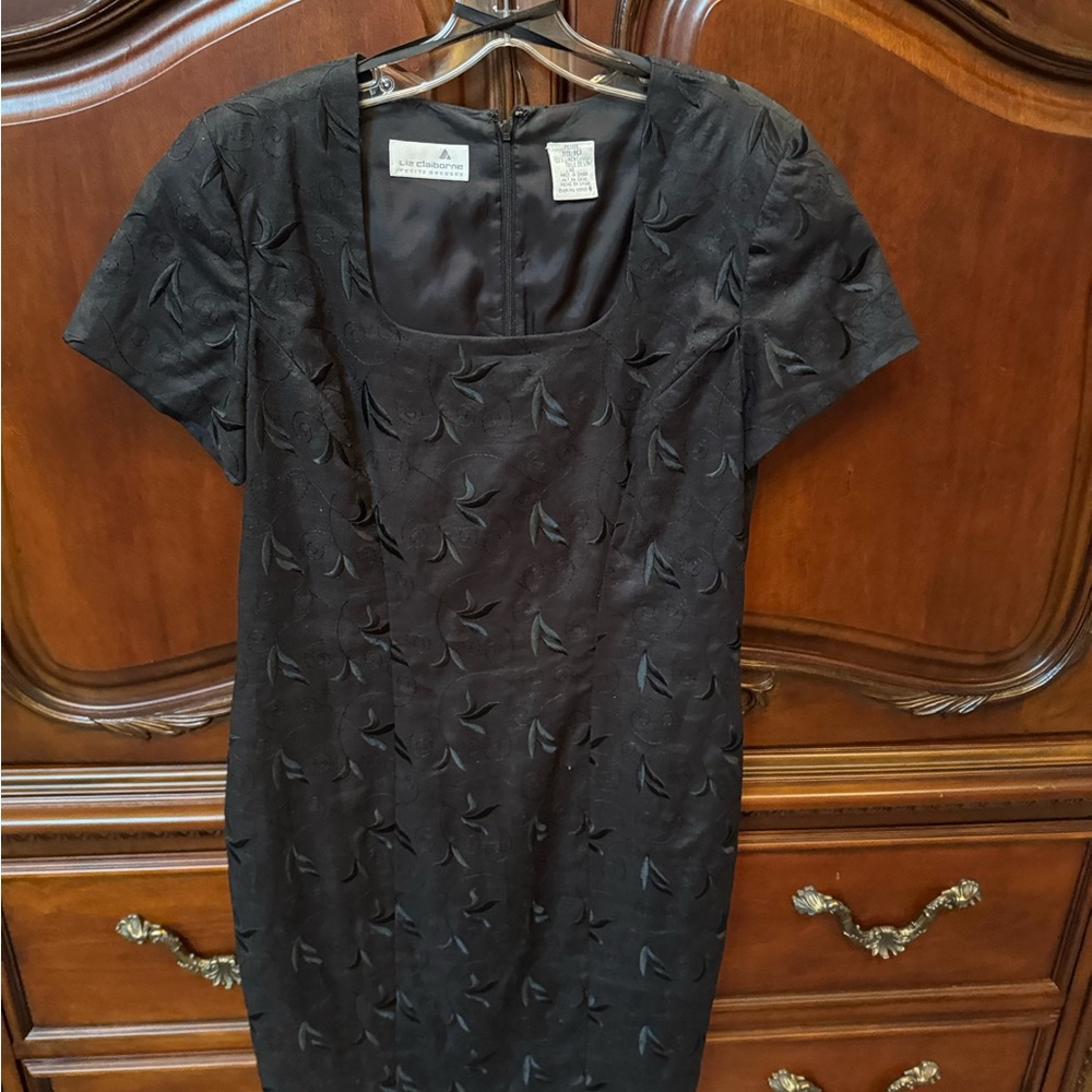 Liz Claiborne Elegant Black Midi Dress